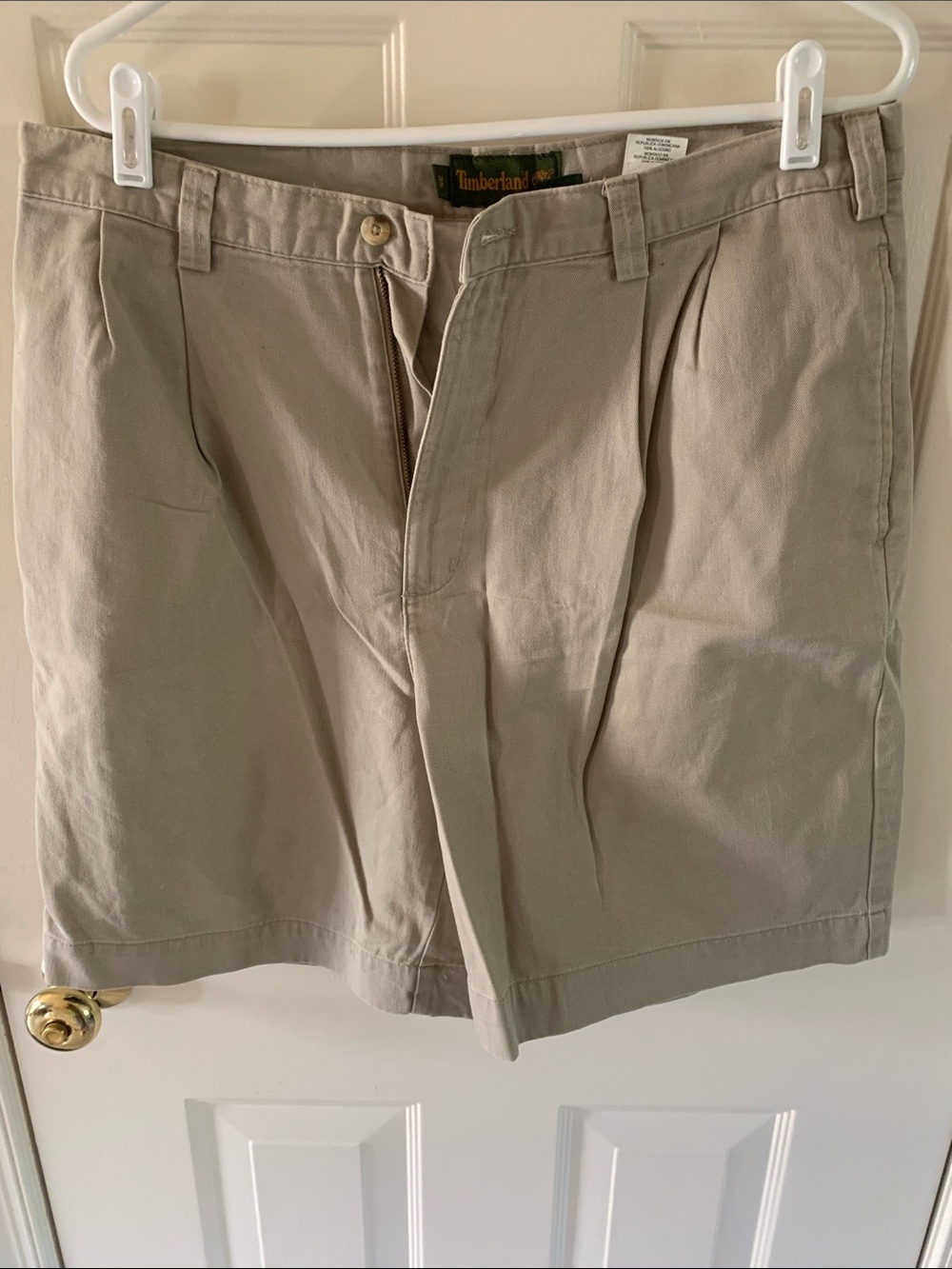 Timberland Men's Tan Pleated Cotton Shorts